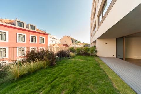 Apartamento T3 com Jardim Privativo junto à Avenida da Liberdade