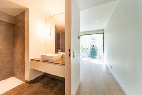 Apartamento T3 com Jardim Privativo junto à Avenida da Liberdade