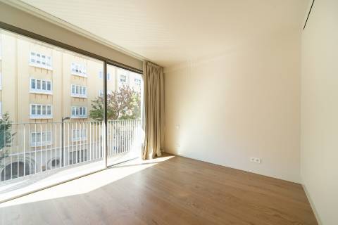 Apartamento T3 com Jardim Privativo junto à Avenida da Liberdade