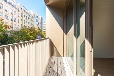 Apartamento T3 com Jardim Privativo junto à Avenida da Liberdade