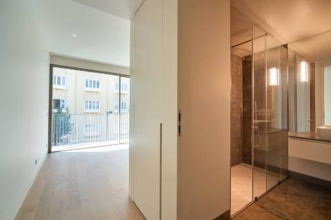 Apartamento T3 com Jardim Privativo junto à Avenida da Liberdade