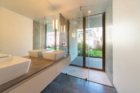 Apartamento T3 com Jardim Privativo junto à Avenida da Liberdade