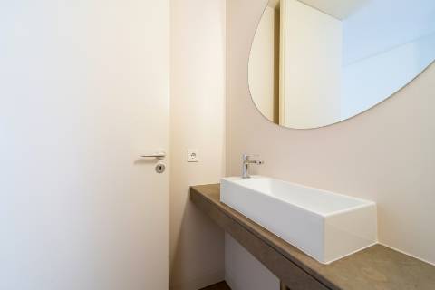 Apartamento T3 com Jardim Privativo junto à Avenida da Liberdade