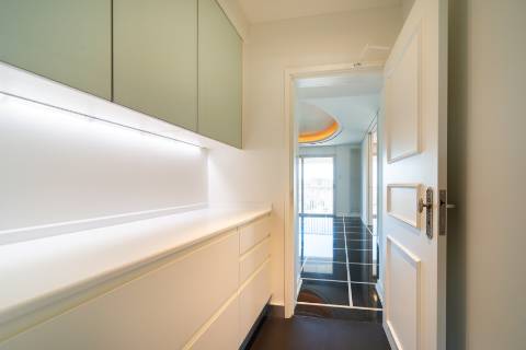 T4+2 Remodelado nas Amoreiras com vista