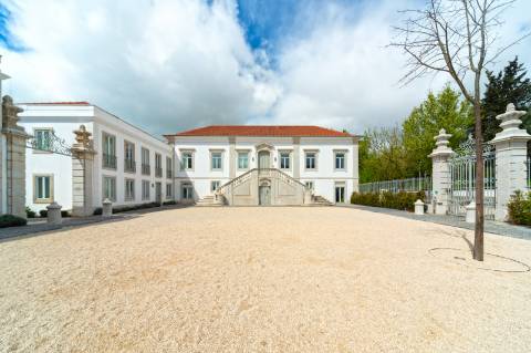 T2 (suites) com terraços, garagem e vista rio no empreendimento Villa Garcia!