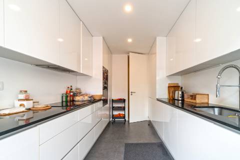 Apartamento T3 nas Amoreiras