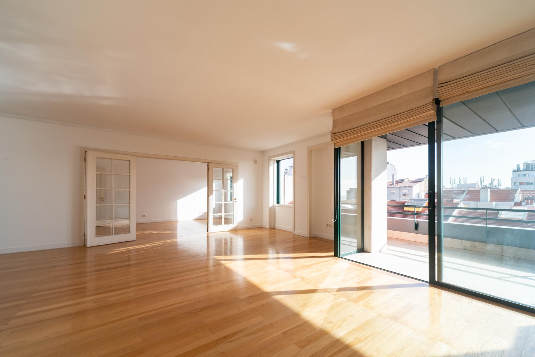 T3+2 em condominio de prestigio nas Amoreiras, com terraço e vista de Rio