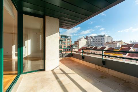 T3+2 em condominio de prestigio nas Amoreiras, com terraço e vista de Rio
