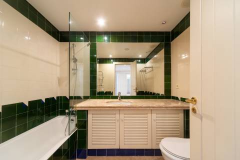 T3+2 em condominio de prestigio nas Amoreiras, com terraço e vista de Rio