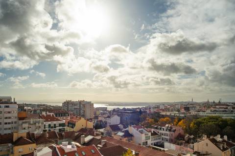 T3+2 em condominio de prestigio nas Amoreiras, com terraço e vista de Rio