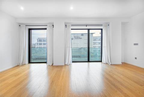 Apartamento T3, com garagem nas Avenidas Novas