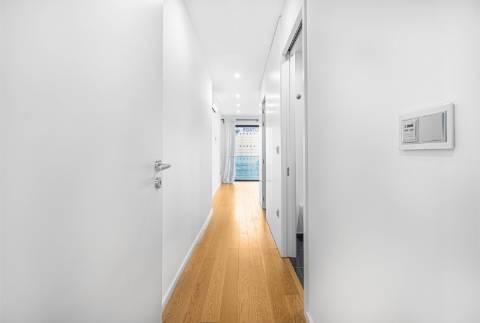 Apartamento T3, com garagem nas Avenidas Novas