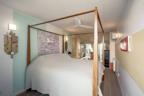 Prédio unifamiliar T4 + 3, nas Amoreiras com jardim e piscina