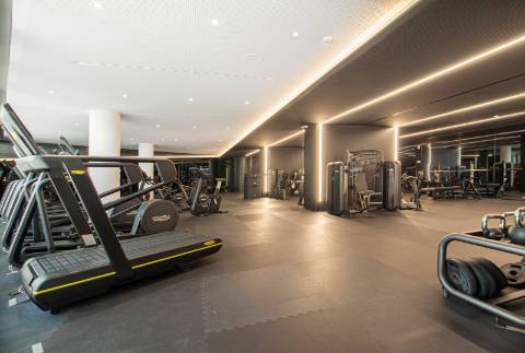 Apartamento T2 com varanda, estacionamento no Condomínio Infinity