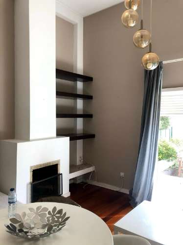 T1 com Garagem e Terraço numa rua sossegada perto do Mar