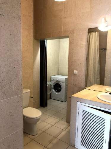 T1 com Garagem e Terraço numa rua sossegada perto do Mar