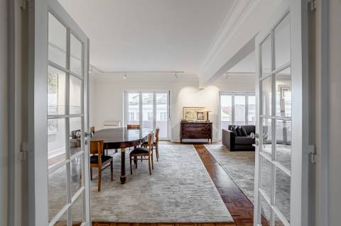 Apartamento T4+1 na Estrela