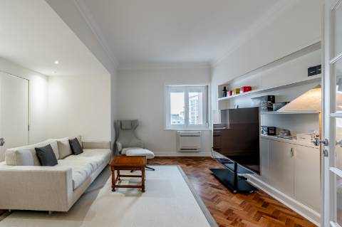 Apartamento T4+1 na Estrela