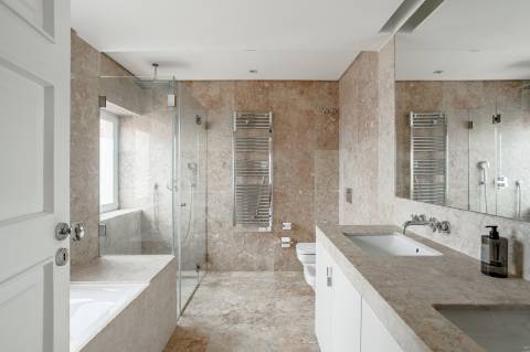 Apartamento T4+1 na Estrela