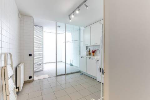 Moradia V4 com piscina para venda na Foz; Porto