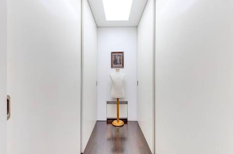 Moradia V4 com piscina para venda na Foz; Porto