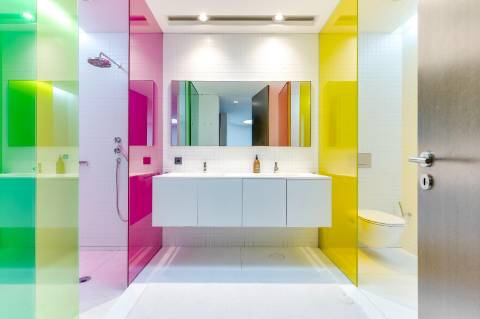 Moradia V4 com piscina para venda na Foz; Porto