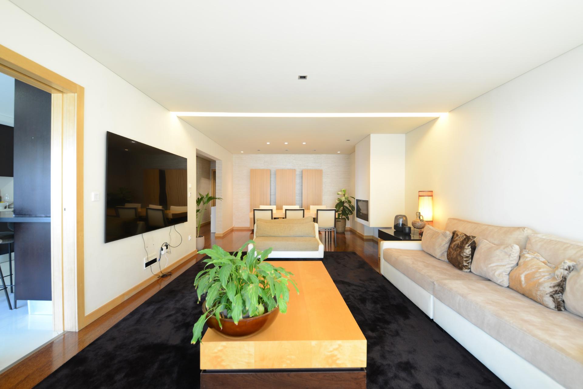 Excelente T3 em Canidelo com varanda vista Mar