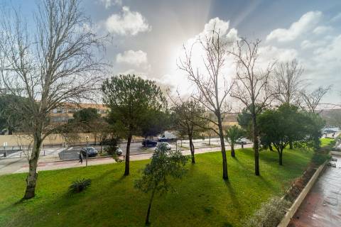 Apartamento T2 com lugar de garagem na Quinta da Luz