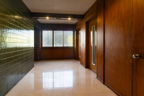 Apartamento T2 com lugar de garagem na Quinta da Luz