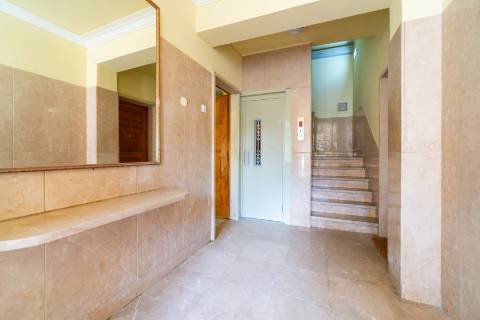 T1 na Lapa para investimento
