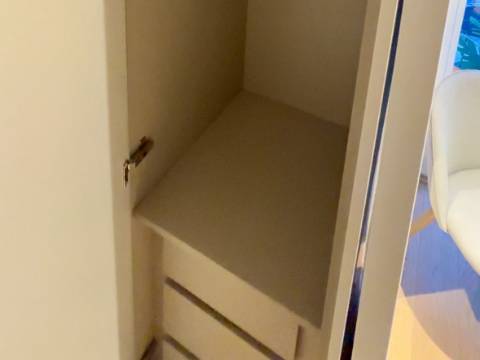 Apartamento T1 mobilado com varanda e elevador às Janelas Verdes na Lapa, Lisboa