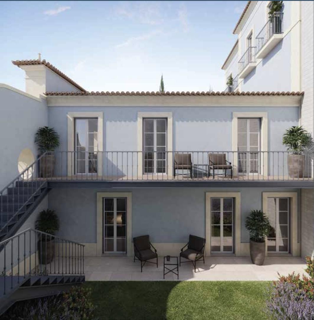 Apartamento T3 com varanda e estacionamento na Estrela