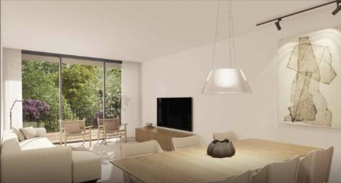 Apartamento T3 com varanda e estacionamento na Estrela