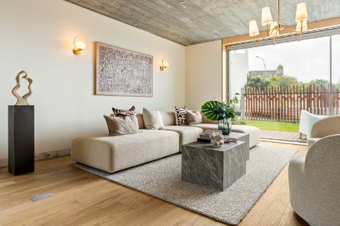 Moradias T3+1 com vista mar no Estoril