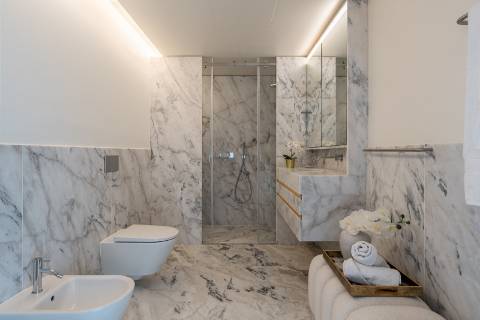 Moradias T3+1 com vista mar no Estoril