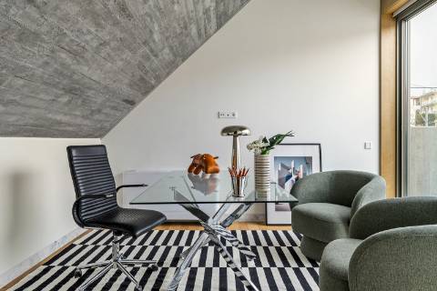 Moradias T3+1 com vista mar no Estoril