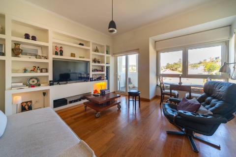 T1 em Campolide com estacionamento