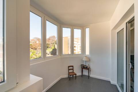 T1 em Campolide com estacionamento