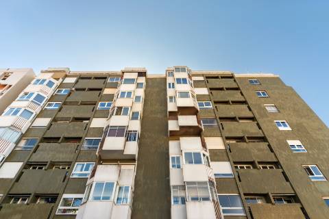 T1 em Campolide com estacionamento