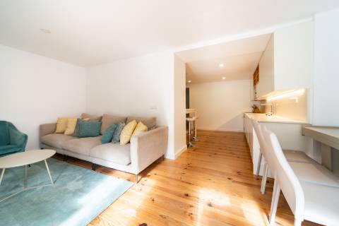 Apartamento T2 entre o Principe Real e Avenida da Liberdade