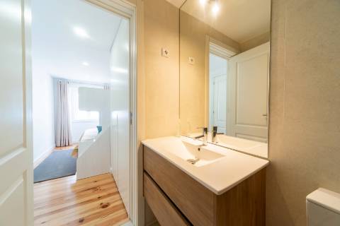 Apartamento T2 entre o Principe Real e Avenida da Liberdade