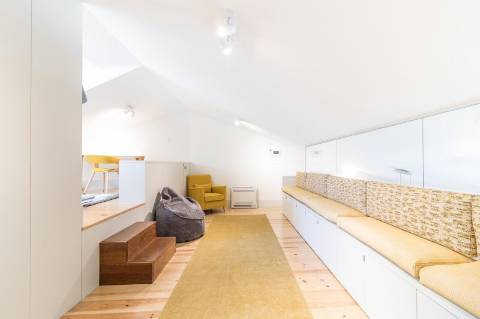 Apartamento T2 + 1 na Rua de Santa Justa