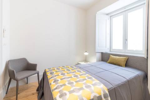 Apartamento T2 + 1 na Rua de Santa Justa
