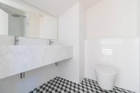 Apartamento T2 + 1 na Rua de Santa Justa