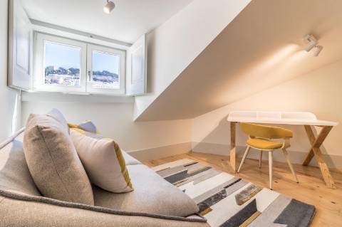 Apartamento T2 + 1 na Rua de Santa Justa