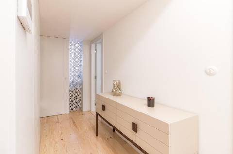 Apartamento T2 + 1 na Rua de Santa Justa
