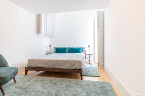 Apartamento T2 + 1 na Rua de Santa Justa