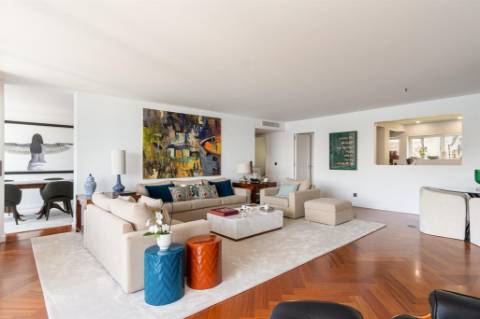 Apartamento T3 na primeira linha de Rio Douro