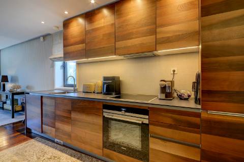 Apartamento T2 duplex com vista rio desafogada no Porto