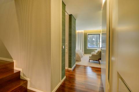 Apartamento T2 duplex com vista rio desafogada no Porto